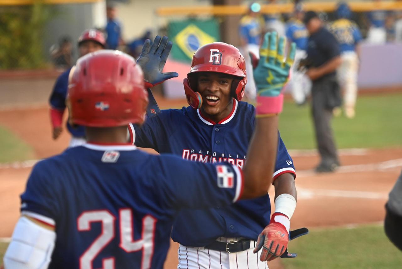 Premundial U18 continúa este lunes en el Estadio Quisqueya y la Academia IPL con entrada gratis como ha sido todo el torneo