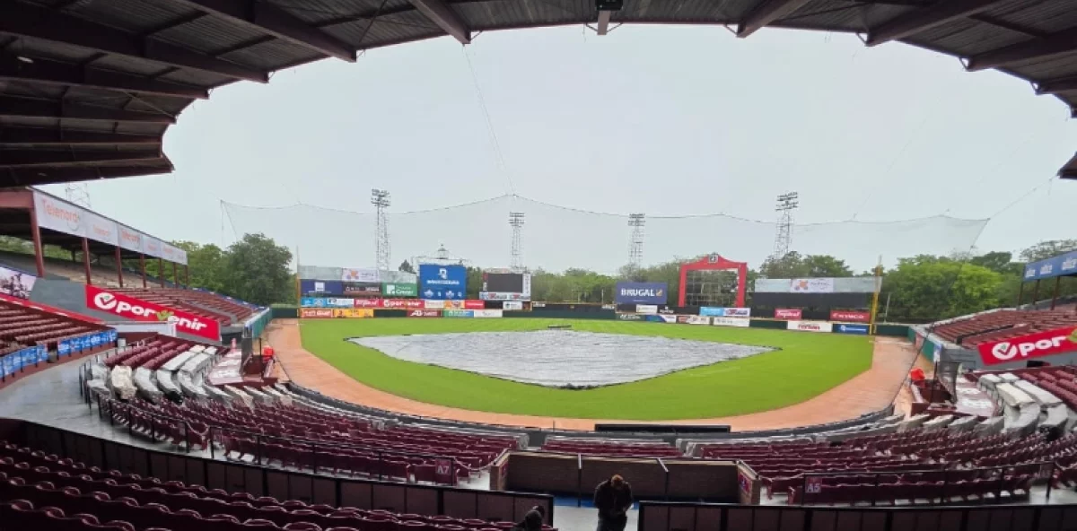 Lluvias obligan a Lidom a posponer tres partidos del torneo invernal