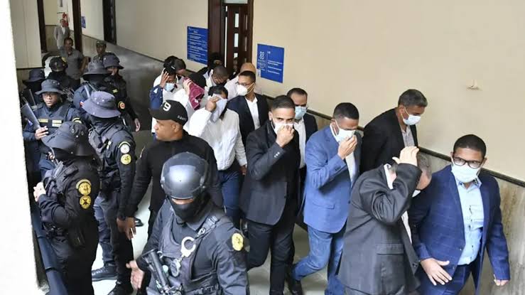 Dictan prisión preventiva contra siete imputados en caso SeNaSa 2.0