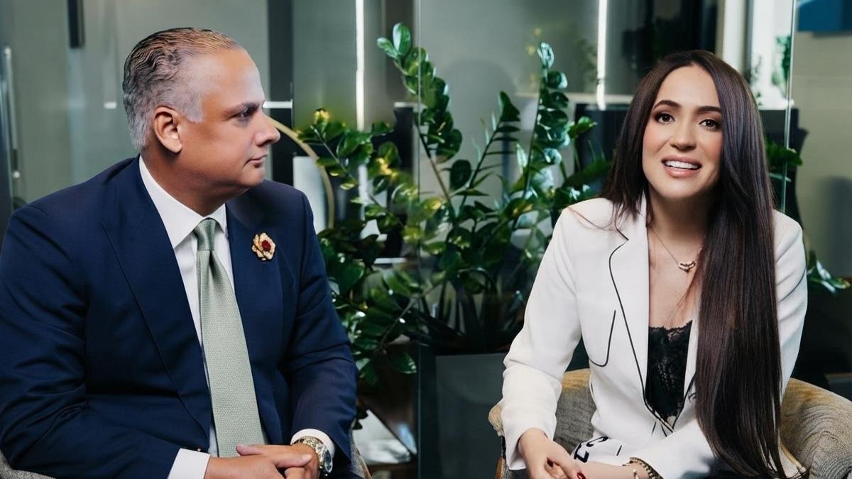 Karen Yapoort da ultimátum por noticias falsas de su divorcio